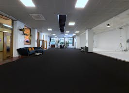 Versatile 600 sqm Ex-Industrial Space in Fashion's Heart - Image 2