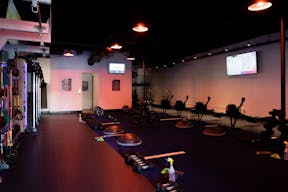 Private Gym in Woodland Hills - Image 12