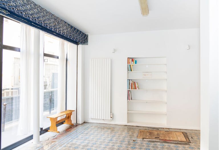 Espace avec vitrine sur rue dans le 11�me - Image 3