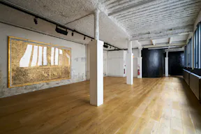 Entire art gallery in Le Marais, Paris - Image 3