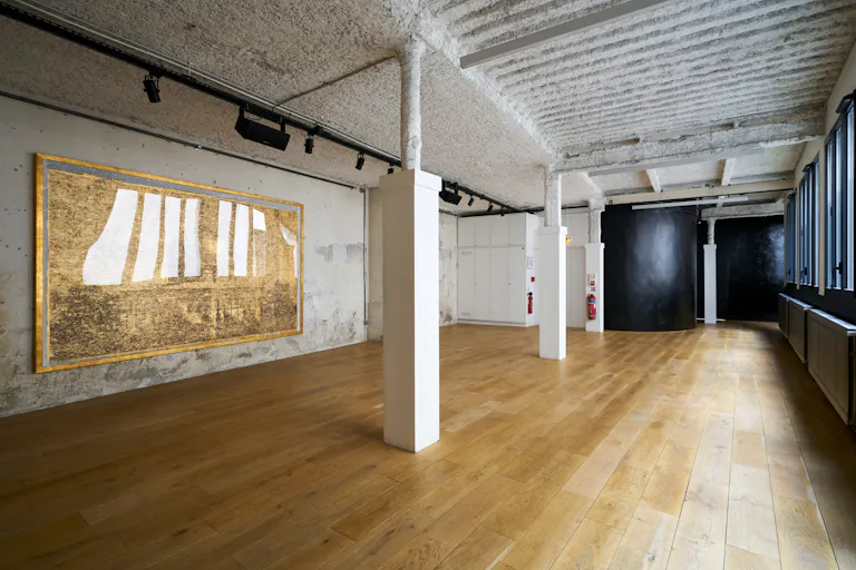 Entire art gallery in Le Marais, Paris - Image 3