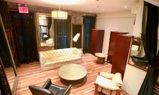 Prime Prospect Heights Storefront - Image 17