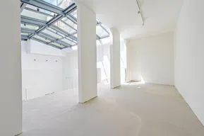 Magnifique espace sous verri�re � proximit� du Palais Royal - Image 1