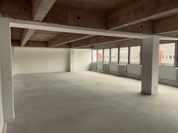 Studio Industriel tr�s Spacieux - Image 7