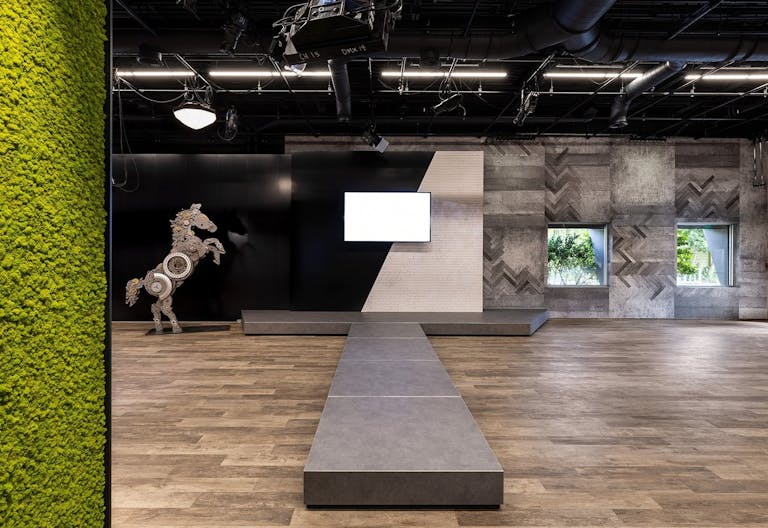 High-End Private Studio with Versatility - Image 3