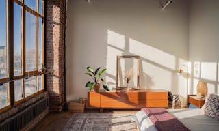 Unique Industrial Loft/ Photo Studio w/ amazing Kitchen & Bathroom - Image 4