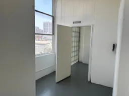 Professional Office Space in South LA - Image 5