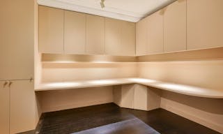 Pop-Up Boutique - Image 5