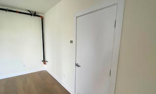 Unleash Creativity in Modern Live-Work Studios - West Washington - Image 4