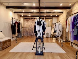 Gallery Atelier Showroom & Boutique • Pretty Chic Versatile Design • Rue Meslay - Haut Marais - Image 4