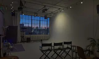 East Williamsburg Pop Up Space/Studio w/ Skyline View (Fully Customizable for Pop Ups) - Image 0
