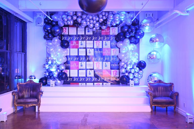 Chic Midtown Penthouse Loft w/ Skyline Views - Image 4