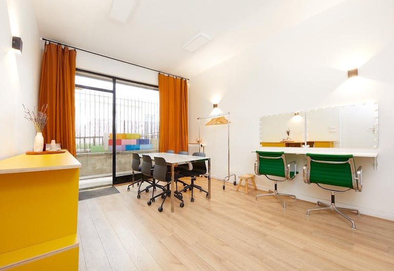 ? Studio photo & vid�o � Paris 16 - 80 m2 pens� pour votre cr�ativit� ? - Image 1