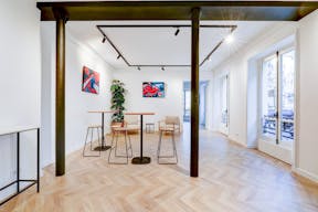 Haussmannian Event Apartment: Corporate Seminars, Conferences, Showrooms... - Image 4