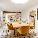 Charmant appartement dans le 6�me Arrondissement, rue Du Four en plein coeur de St Germain des Pr�s