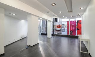 Boutique for Rent - Close to Montorgueil - Ideal for Pop-Up Store / Showroom - Image 3