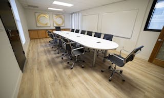 Downtown Pasadena meeting/conference/training room with walking distance to Caltech/Convention center - Image 4