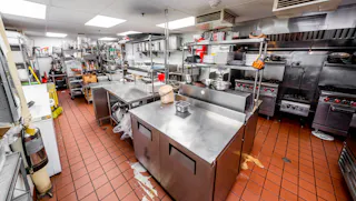 Sophisticated 2nd Generation Restaurant Space in Heart of Downtown LA - Image 17