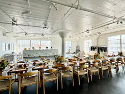 Showroom Space in Fashion District - Image 18
