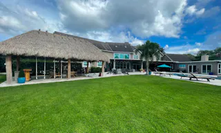 Waterfront Property for Indoor or Outdoor Events or Parties - Image 3