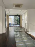 Shop in Paris - Image 6