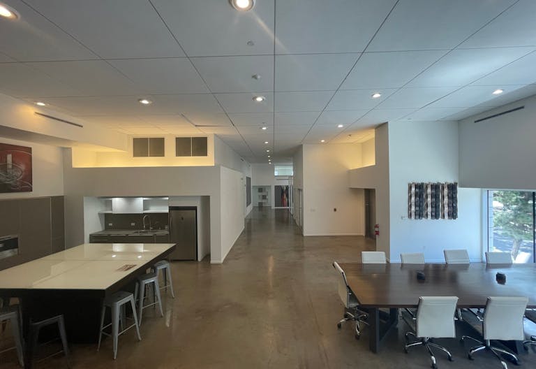 Upscale Creative Space in the heart of Uptown Dallas - Image 3