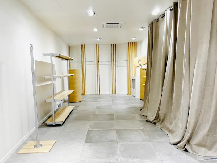 Beautiful Showroom in Paris - Perfect for the Fashion Week - Image 4