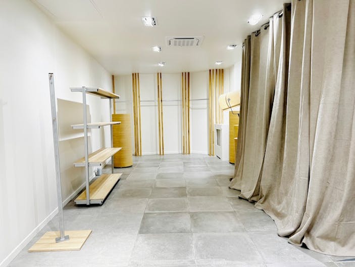 Beautiful Showroom in Paris - Perfect for the Fashion Week - Image 4