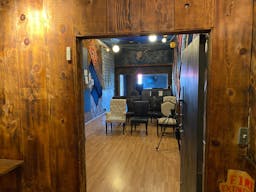 Old-School Funky Recording Studio now turned Acting School - Image 13