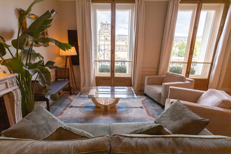 Unique appartement avec vue sur le Louvre - Image 0