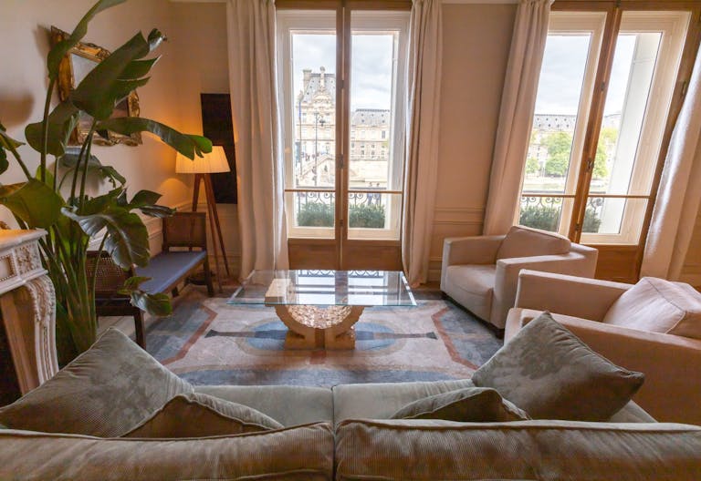 Unique appartement avec vue sur le Louvre - Image 0