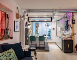 Lieu artistique avec studio créatif à Gare de l'Est - Image 2