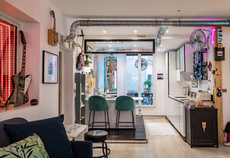 Lieu artistique avec studio créatif à Gare de l'Est - Image 2