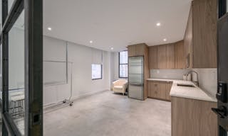 Midtown Expansive and Creative Space - Image 2