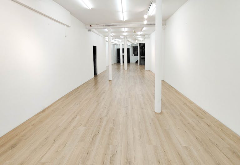 Galerie au coeur du Marais id�alement situ�e - Image 2