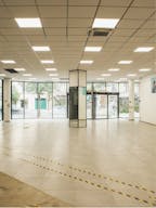 Industrial Space - Former Garage - Paris 11th Arrondissement - Image 0