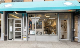 Bright Gallery in Trendy Bowery - Image 3