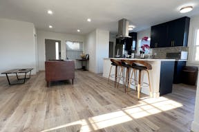 Mulholland Hollywood Sign View Property - Image 4