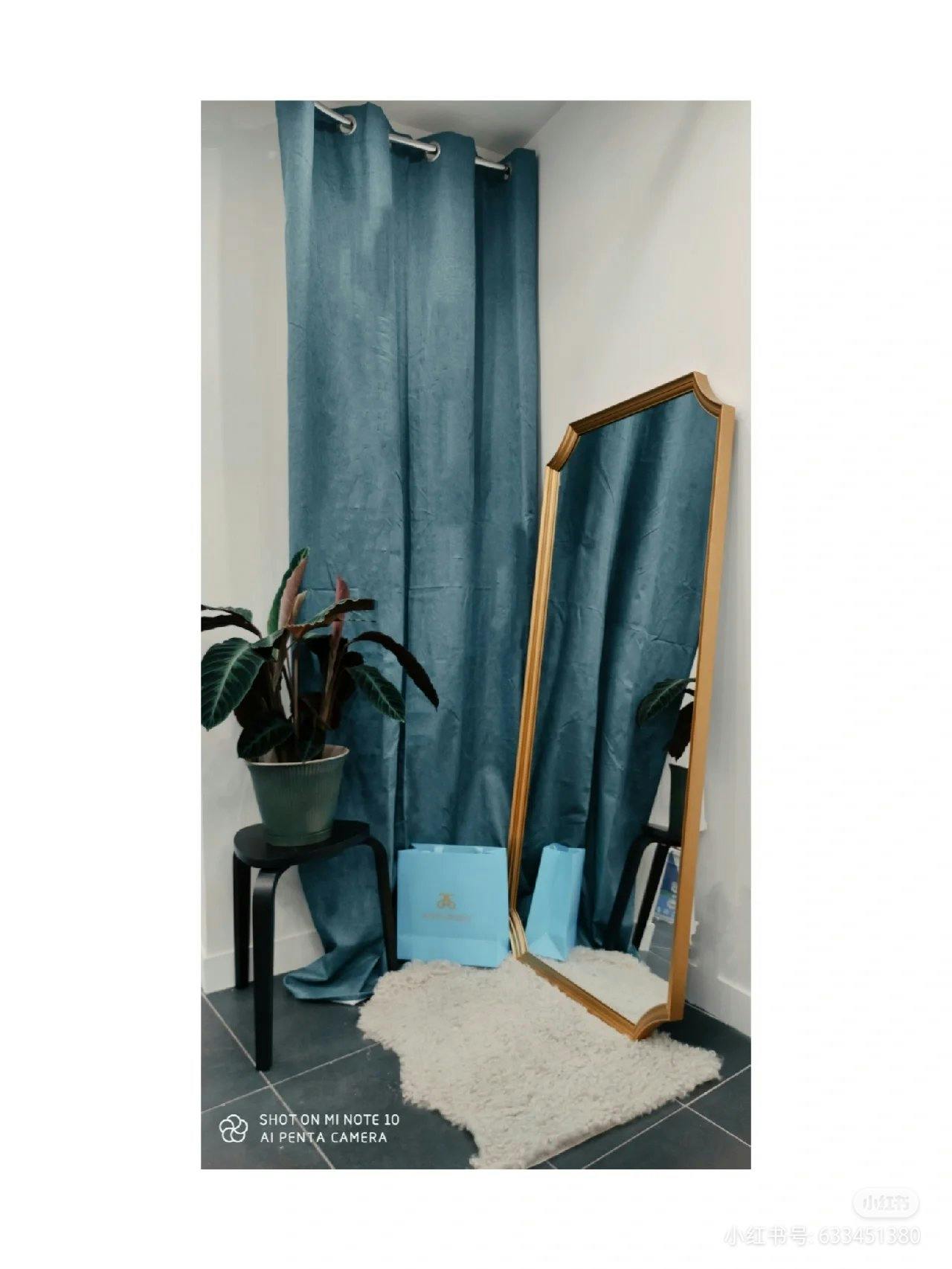 Spacious Commercial Boutique in Paris 2nd Arrondissement