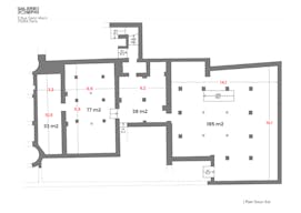 Rue Saint Merri Grand Showroom - Image 9