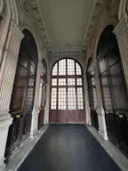 Large Office Apartment In the heart of Paris - Image 7