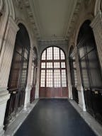 Large Office Apartment In the heart of Paris - Image 7