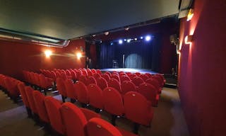 Local commercial d'environ 180m� - A deux pas du Triangle d'Or - Image 0