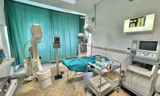 D�cor/Lieu de tournage: Bloc Op�ratoire - Image 0