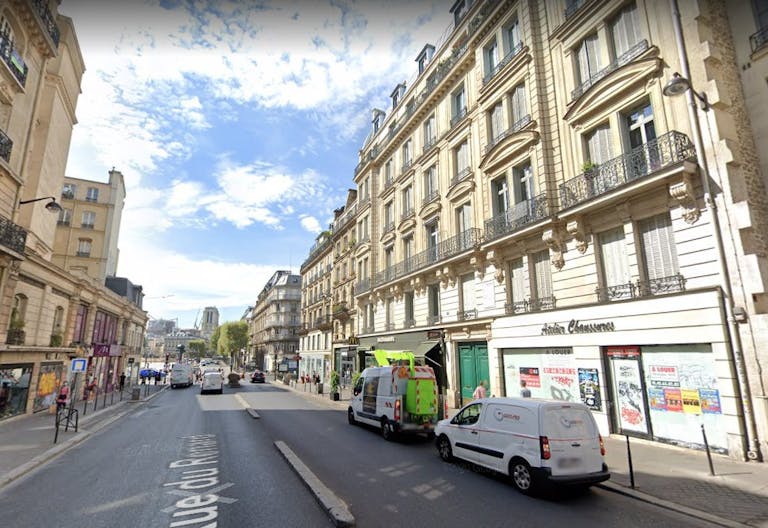 Prime Location Boutique Shop Rue du Renard - Image 3