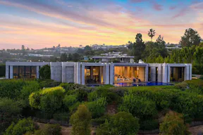 The Bondstone Beverly Hills - Image 2