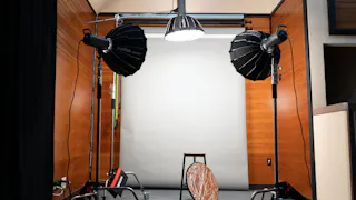 Photo Studio w/ Equipment Included In WeHo - Image 2