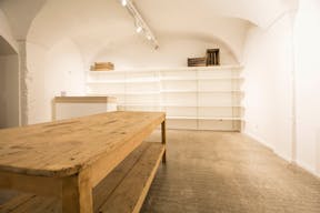 Pop-Up Store for Rent - Lyon Downtown Near Place des Jacobins - Image 9