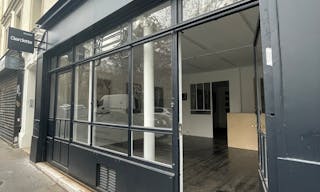 Spacious and bright Gallery Space - Image 2