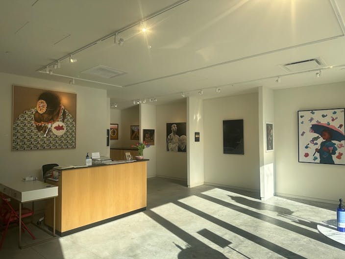 Art Gallery with 3 exhibition rooms available May - October 2024 in the heart of busy Chelsea, NYC - Image 3
